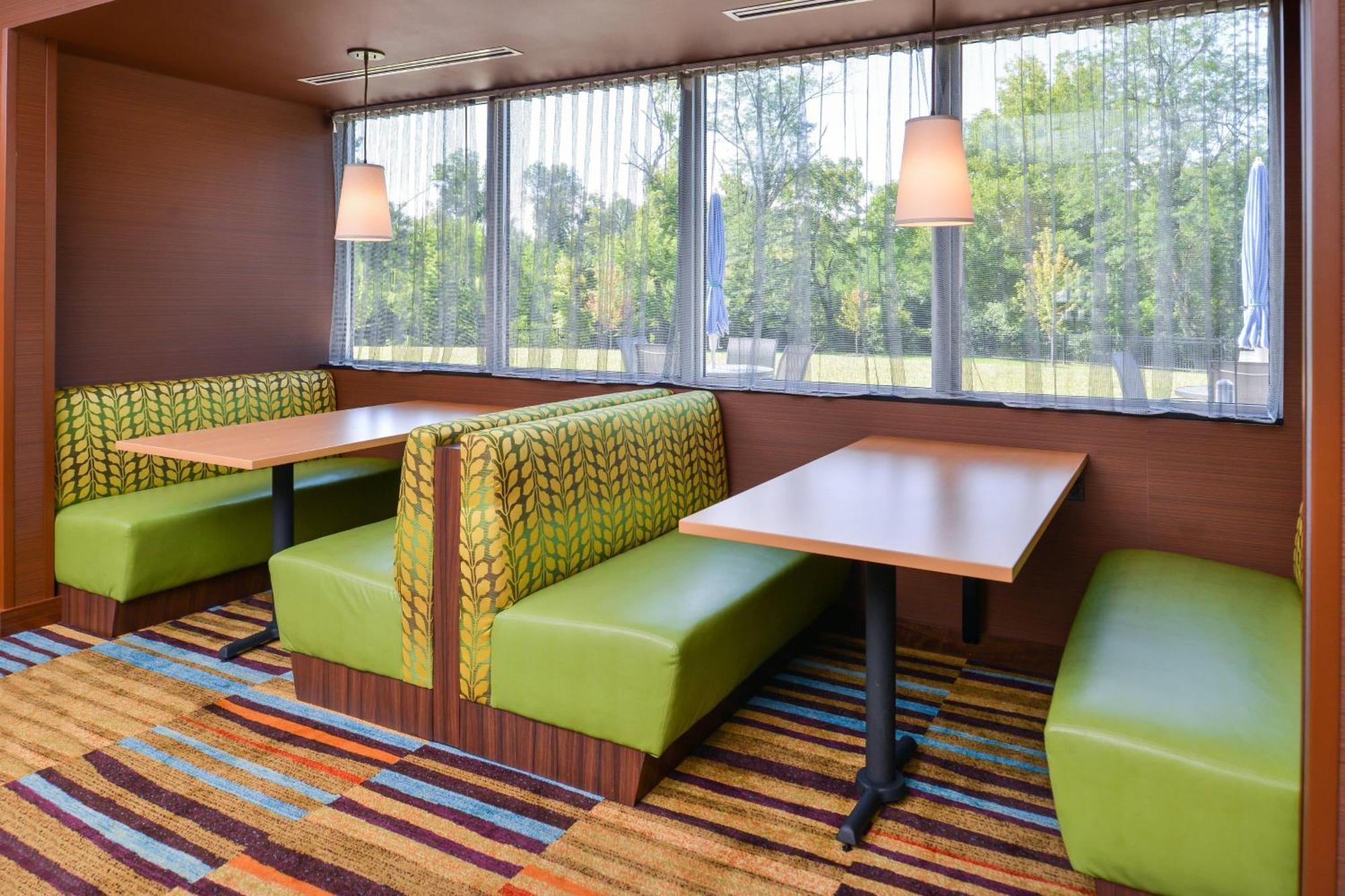 Fairfield Inn & Suites By Marriott St. Joseph Bagian luar foto