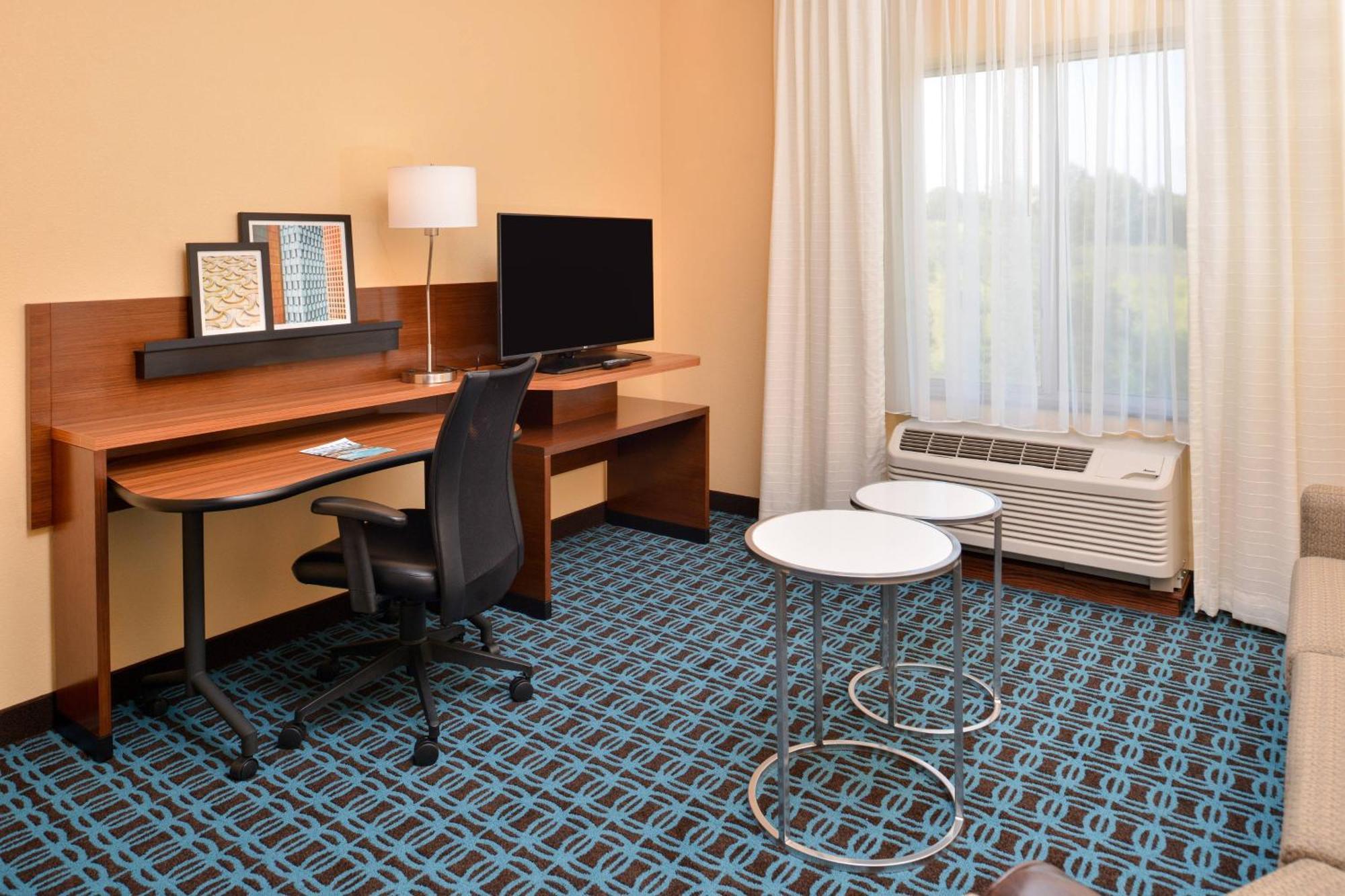 Fairfield Inn & Suites By Marriott St. Joseph Bagian luar foto