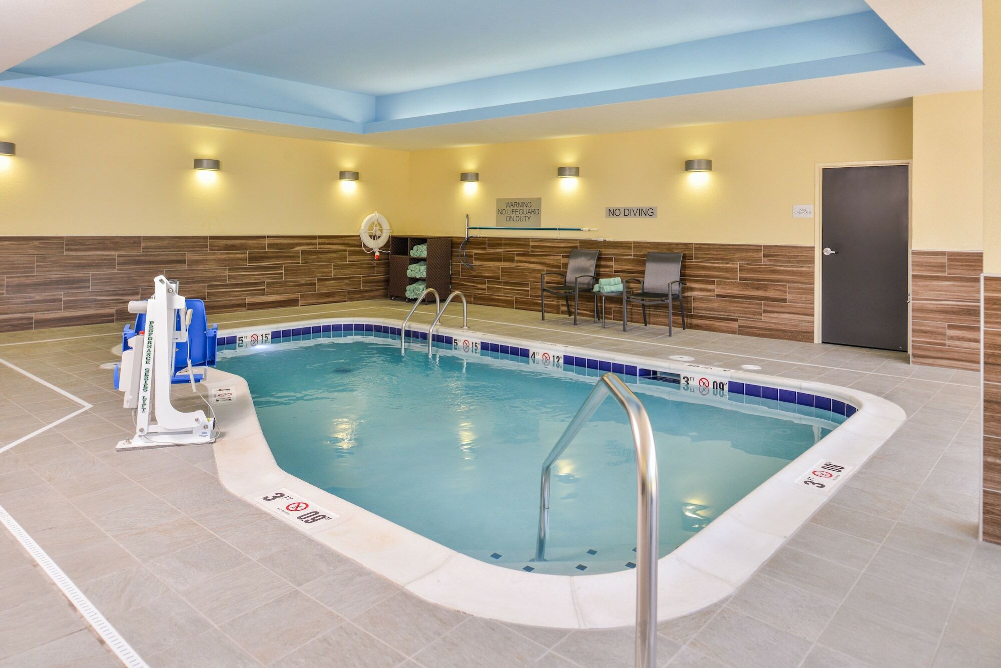 Fairfield Inn & Suites By Marriott St. Joseph Bagian luar foto
